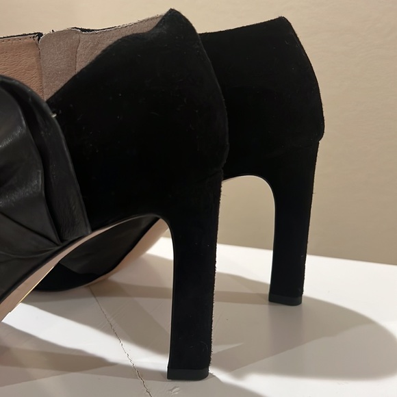 LOUISE ET CIE WOMEN’S IDOLA BLACK LEATHER & SUEDE SANKLE BOOTIE PEEP TOE SIZ 8.5 - Picture 15 of 17